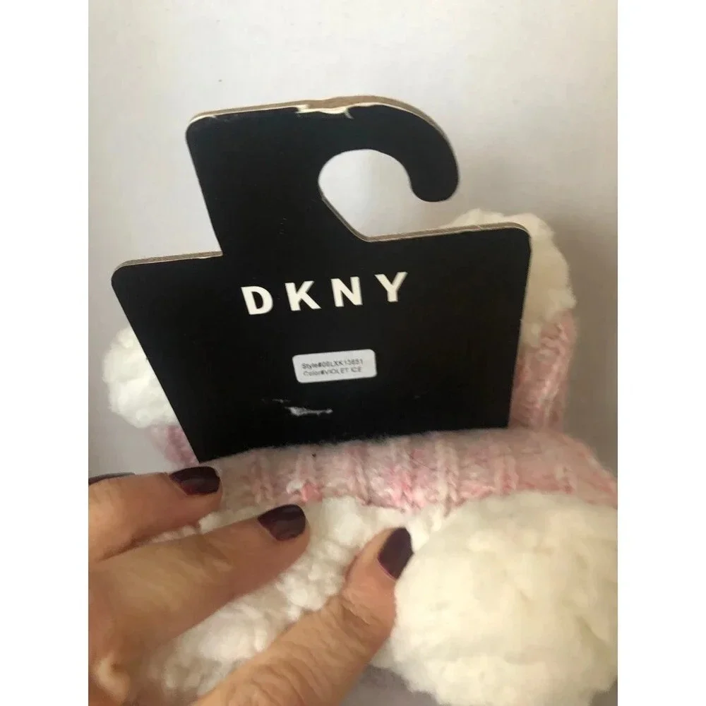 DKNY Faux Fur Violet Ice Slipper Socks Sz S-M NEW